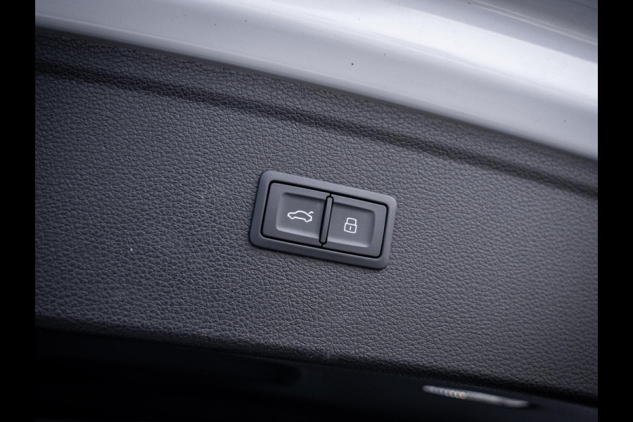 Audi Q5 55 TFSI e quattro Competition S-Line l RS Seats l HUD l Pano l B&O