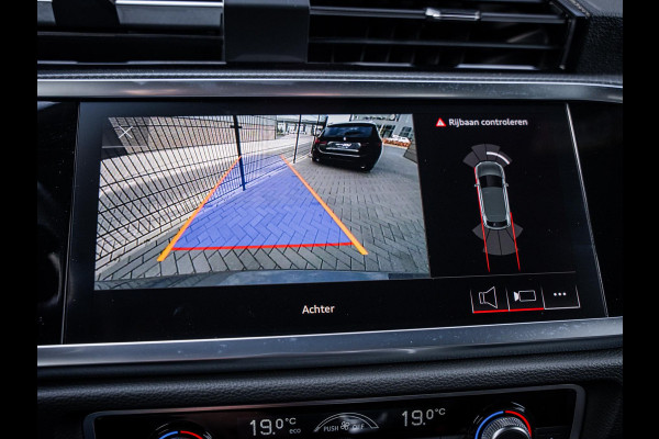 Audi Q3 Sportback 40 TFSI quattro S Edition - Competition l Chrono Grijs l Pano l Matrix