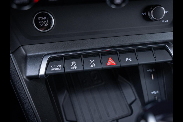 Audi Q3 Sportback 40 TFSI quattro S Edition - Competition l Chrono Grijs l Pano l Matrix