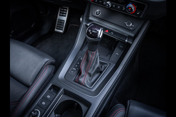 Audi Q3 Sportback 40 TFSI quattro S Edition - Competition l Chrono Grijs l Pano l Matrix