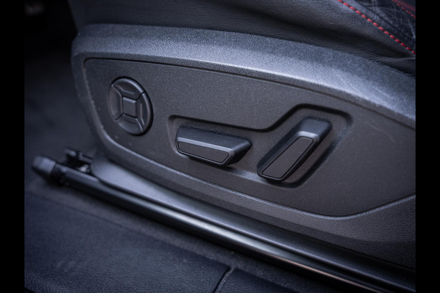 Audi Q3 Sportback 40 TFSI quattro S Edition - Competition l Chrono Grijs l Pano l Matrix