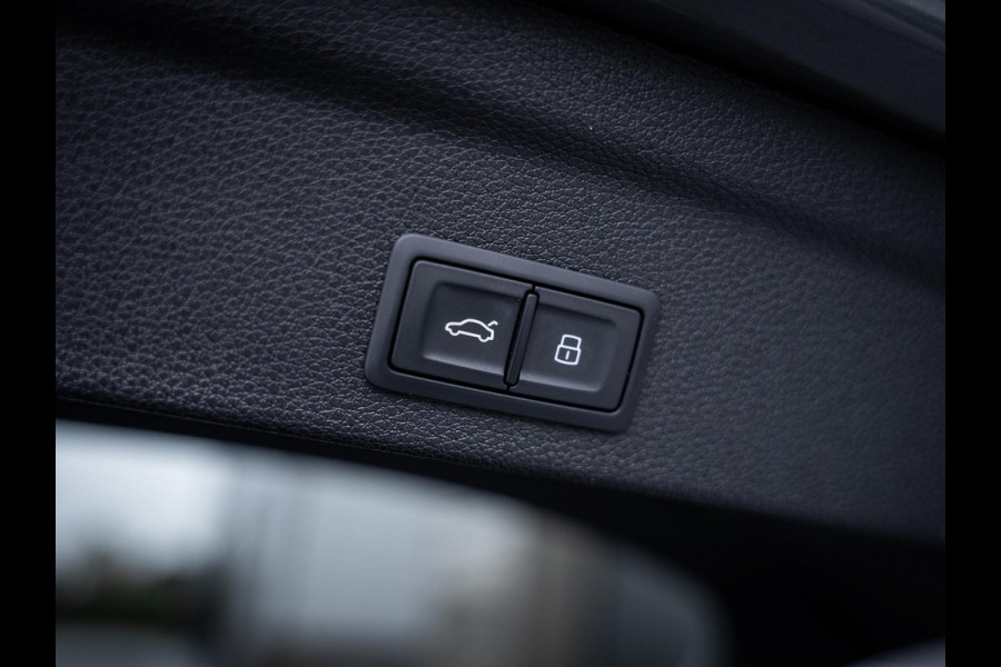 Audi Q3 Sportback 40 TFSI quattro S Edition - Competition l Chrono Grijs l Pano l Matrix