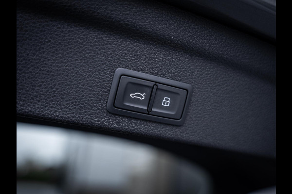 Audi Q3 Sportback 40 TFSI quattro S Edition - Competition l Chrono Grijs l Pano l Matrix