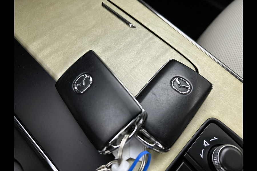 Mazda CX-60 2.5 e-SkyActiv PHEV Takumi | FULL OPTION | PANORAMADAK | 2500KG Trekgewicht / WINTER PACK/AWD