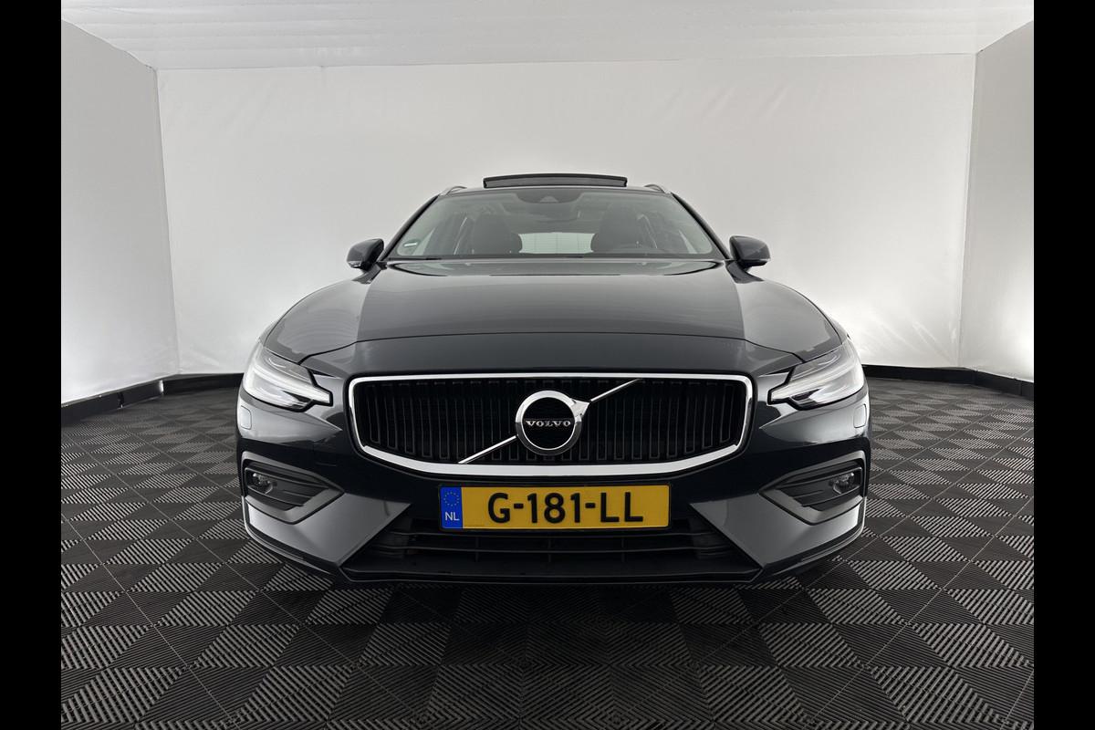 Volvo V60 2.0 D3 Momentum Aut. *PANO | HEAD-UP | LEATHER | FULL-LED | KEYLESS | BLINDSPOT | CAMERA | DAB | DIGI-COCKPIT | NAVI-FULLMAP | ECC | PDC | CRUISE | 17''ALU | TOWBAR*