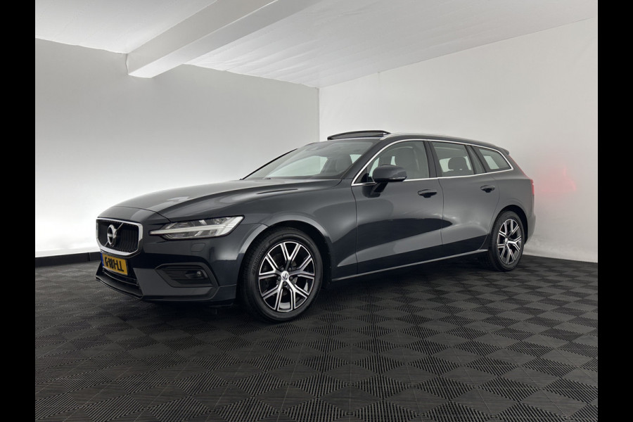 Volvo V60 2.0 D3 Momentum Aut. *PANO | HEAD-UP | LEATHER | FULL-LED | KEYLESS | BLINDSPOT | CAMERA | DAB | DIGI-COCKPIT | NAVI-FULLMAP | ECC | PDC | CRUISE | 17''ALU | TOWBAR*
