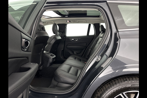 Volvo V60 2.0 D3 Momentum Aut. *PANO | HEAD-UP | LEATHER | FULL-LED | KEYLESS | BLINDSPOT | CAMERA | DAB | DIGI-COCKPIT | NAVI-FULLMAP | ECC | PDC | CRUISE | 17''ALU | TOWBAR*