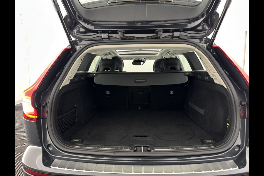 Volvo V60 2.0 D3 Momentum Aut. *PANO | HEAD-UP | LEATHER | FULL-LED | KEYLESS | BLINDSPOT | CAMERA | DAB | DIGI-COCKPIT | NAVI-FULLMAP | ECC | PDC | CRUISE | 17''ALU | TOWBAR*