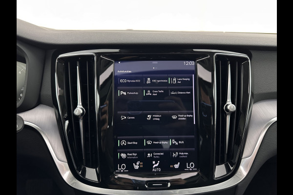 Volvo V60 2.0 D3 Momentum Aut. *PANO | HEAD-UP | LEATHER | FULL-LED | KEYLESS | BLINDSPOT | CAMERA | DAB | DIGI-COCKPIT | NAVI-FULLMAP | ECC | PDC | CRUISE | 17''ALU | TOWBAR*