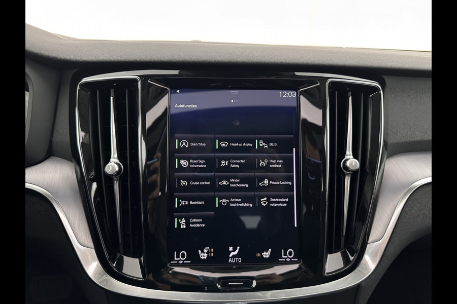 Volvo V60 2.0 D3 Momentum Aut. *PANO | HEAD-UP | LEATHER | FULL-LED | KEYLESS | BLINDSPOT | CAMERA | DAB | DIGI-COCKPIT | NAVI-FULLMAP | ECC | PDC | CRUISE | 17''ALU | TOWBAR*