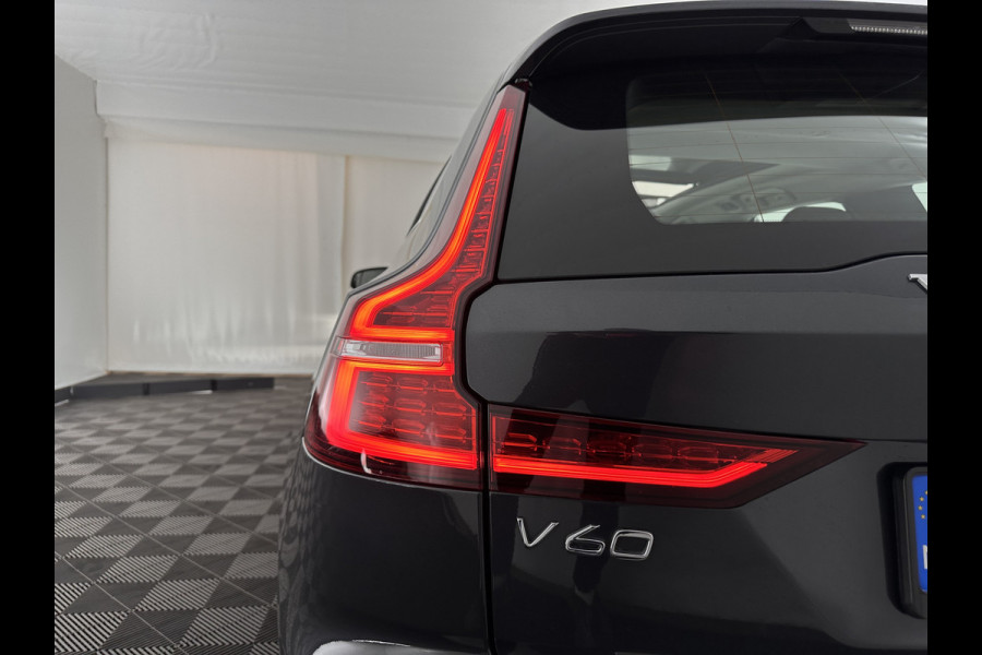 Volvo V60 2.0 D3 Momentum Aut. *PANO | HEAD-UP | LEATHER | FULL-LED | KEYLESS | BLINDSPOT | CAMERA | DAB | DIGI-COCKPIT | NAVI-FULLMAP | ECC | PDC | CRUISE | 17''ALU | TOWBAR*