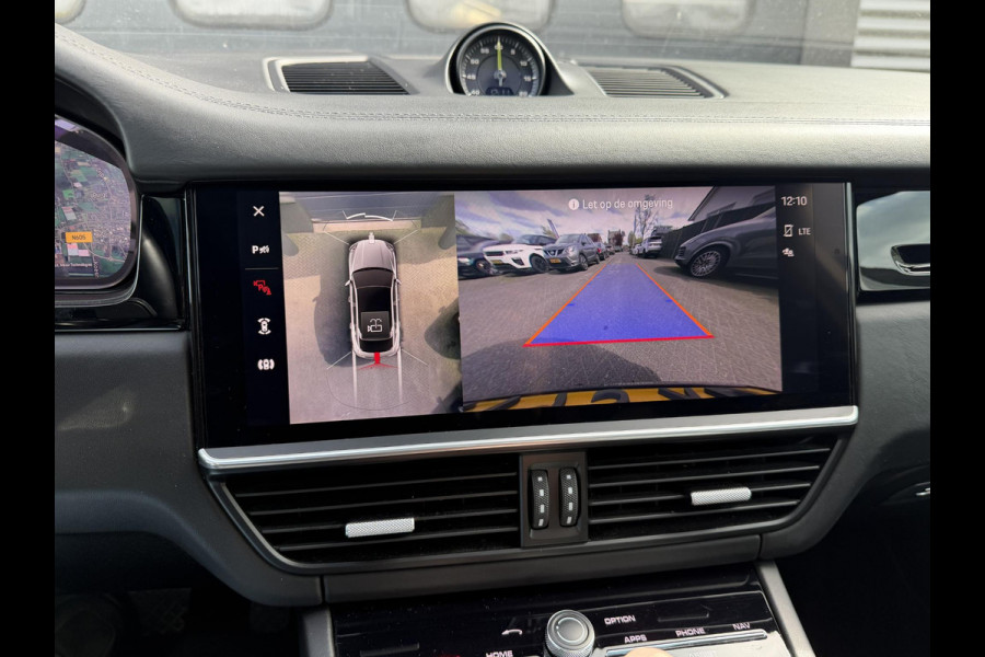 Porsche Cayenne Coupé 3.0 E-Hybrid | Sport Chrono | 360* Camera | Panoramadak | Luchtvering | Bose | DAB | Lane Assist | Privacy Glass |
