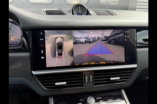 Porsche Cayenne Coupé 3.0 E-Hybrid | Sport Chrono | 360* Camera | Panoramadak | Luchtvering | Bose | DAB | Lane Assist | Privacy Glass |