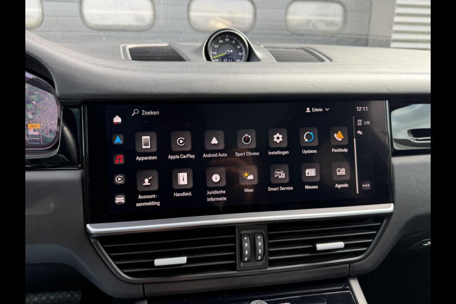 Porsche Cayenne Coupé 3.0 E-Hybrid | Sport Chrono | 360* Camera | Panoramadak | Luchtvering | Bose | DAB | Lane Assist | Privacy Glass |