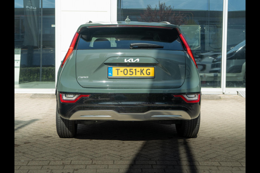 Kia Niro EV DynamicPlusLine 64.8 kWh | Stoel en stuurverwarming | Schuifkanteldak | Nederlandse dealer onderhouden auto |