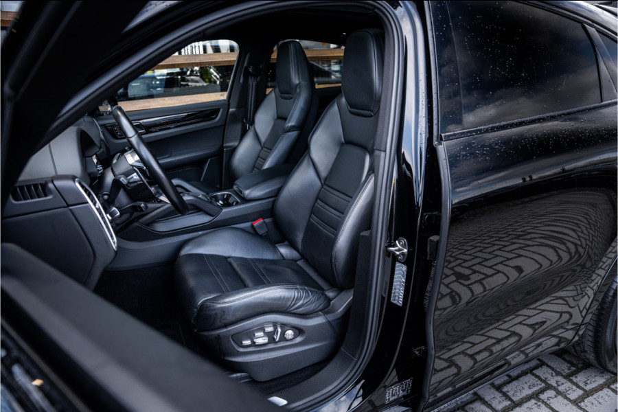 Porsche Cayenne Coupé 3.0 E-Hybrid - Sport Chrono l Panorama l 360c l Memory l Coupe