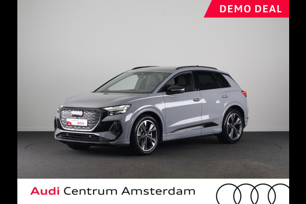 Audi Q4 e-tron 45 quattro S Edition Competition 82 kWh Ambient Light | Achteruitrijcamera | Apple Carplay | Zwart optiek pakket | Adaptive cruise control |