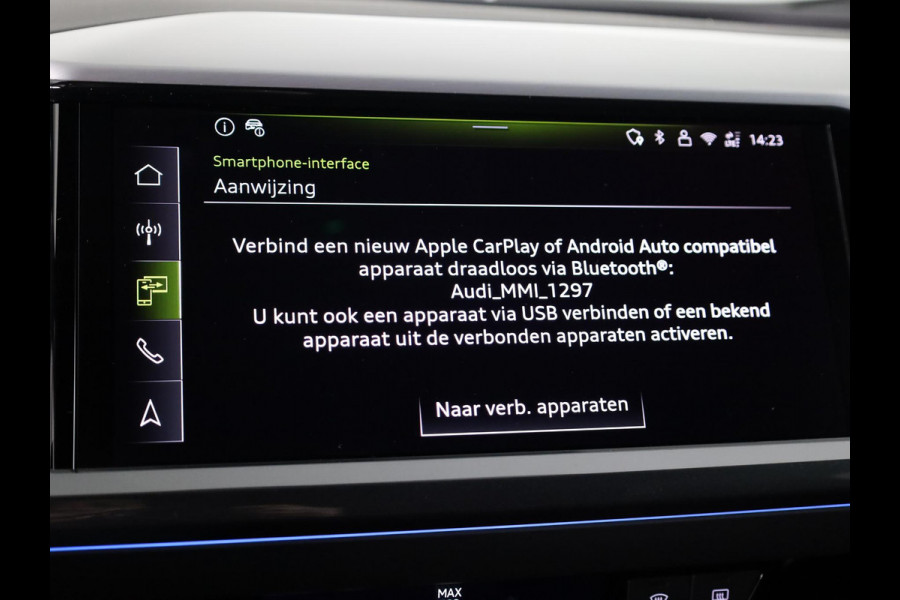 Audi Q4 e-tron 45 quattro S Edition Competition 82 kWh Ambient Light | Achteruitrijcamera | Apple Carplay | Zwart optiek pakket | Adaptive cruise control |