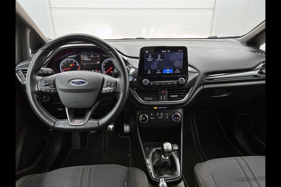 Ford Fiesta 1.5 EcoBoost ST-3(Goed OnderH, Navi, Carplay/ Android, Parkeersensoren, Auto Airco, Cruise Con, Etc)