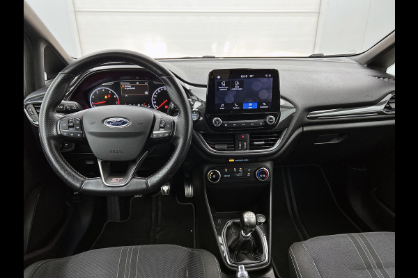Ford Fiesta 1.5 EcoBoost ST-3(Goed OnderH, Navi, Carplay/ Android, Parkeersensoren, Auto Airco, Cruise Con, Etc)