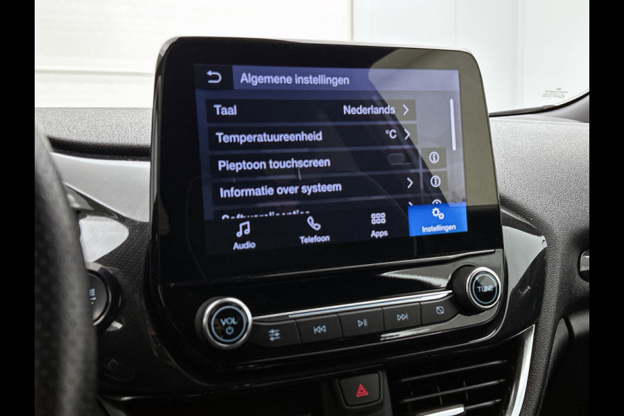 Ford Fiesta 1.5 EcoBoost ST-3(Goed OnderH, Navi, Carplay/ Android, Parkeersensoren, Auto Airco, Cruise Con, Etc)
