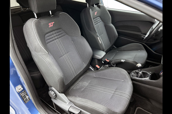 Ford Fiesta 1.5 EcoBoost ST-3(Goed OnderH, Navi, Carplay/ Android, Parkeersensoren, Auto Airco, Cruise Con, Etc)