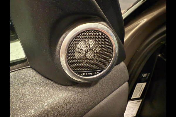 Land Rover Range Rover Evoque 2.0 P200 AWD R-Dynamic HSE PANO/LEDER/NAVI/DAB/CARPLAY/MERIDIAN-SOUND///