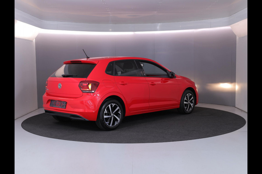 Volkswagen Polo 1.0 TSI Beats 95pk 5bak| airco| Camera| 16LM-velgen | extra getint glas | cruise control