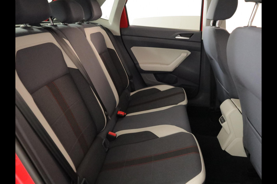 Volkswagen Polo 1.0 TSI Beats 95pk 5bak| airco| Camera| 16LM-velgen | extra getint glas | cruise control