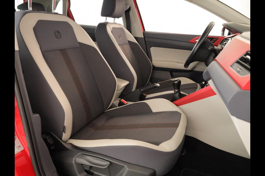 Volkswagen Polo 1.0 TSI Beats 95pk 5bak| airco| Camera| 16LM-velgen | extra getint glas | cruise control