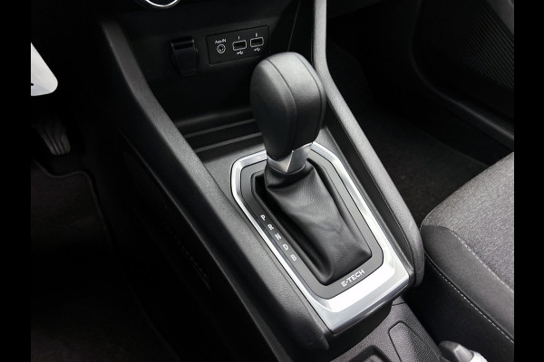 Renault Clio 1.6 E-Tech Hybrid 140 Initiale Paris(Perfect OndH, Navi, Parkeersens, Lane Assist, Carplay, Climate Con, Cruise, Etc)