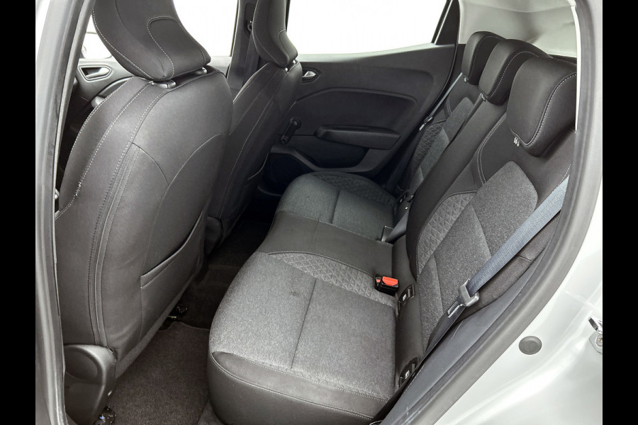 Renault Clio 1.6 E-Tech Hybrid 140 Initiale Paris(Perfect OndH, Navi, Parkeersens, Lane Assist, Carplay, Climate Con, Cruise, Etc)