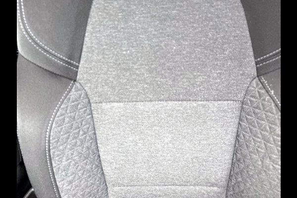 Renault Clio 1.6 E-Tech Hybrid 140 Initiale Paris(Perfect OndH, Navi, Parkeersens, Lane Assist, Carplay, Climate Con, Cruise, Etc)