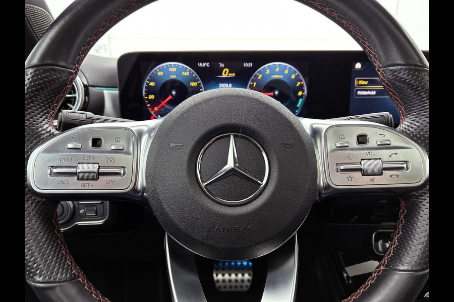 Mercedes-Benz A-Klasse 250 e Business Solution AMG Limited VOL! (NL-auto, Goed OnderH, Panorama, SfeerV, Elektrische stoelen, Etc)