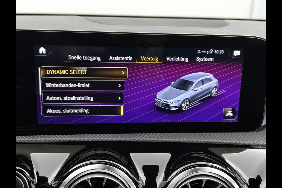 Mercedes-Benz A-Klasse 250 e Business Solution AMG Limited VOL! (NL-auto, Goed OnderH, Panorama, SfeerV, Elektrische stoelen, Etc)