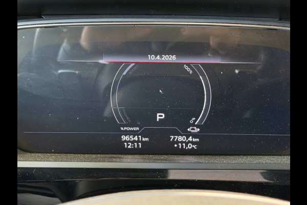 Audi e-tron Sportback 55 quattro S edition 95 kWh AUT. PANORAMADAK CAMERA VIRTUAL COCKPIT NAVI LEDER APPLE CARPLAY STOELVERWARMING