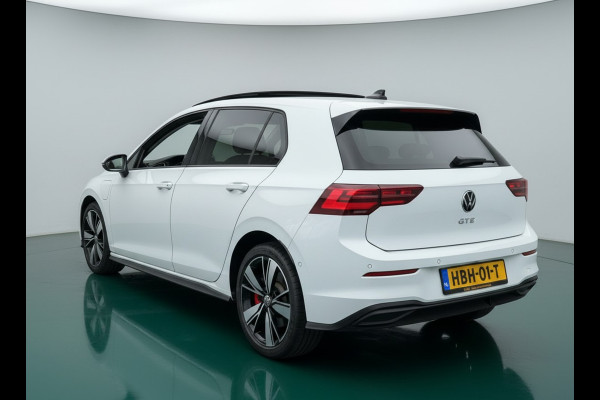 Volkswagen Golf GTE 245PK HYBRID SPORT TREKHAAK/CAMERA/IQ-LIGHT/PANORAMADAK