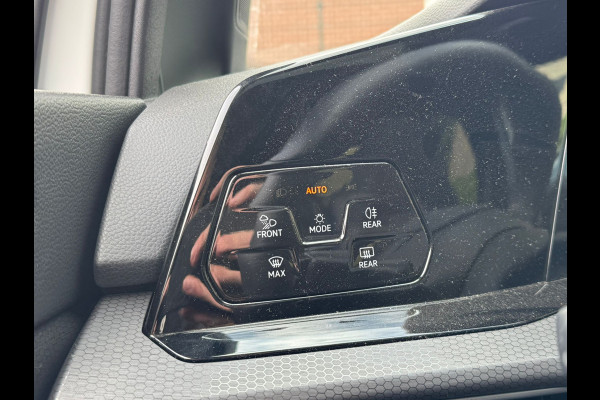 Volkswagen Golf GTE 245PK HYBRID SPORT TREKHAAK/CAMERA/IQ-LIGHT/PANORAMADAK