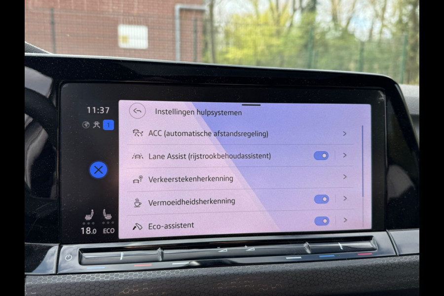 Volkswagen Golf GTE 245PK HYBRID SPORT TREKHAAK/CAMERA/IQ-LIGHT/PANORAMADAK