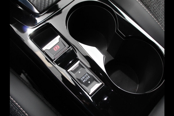 Peugeot 2008 1.2 PureTech 130pk Automaat Allure Navigatie Climate Control Camera 360 Dab Led Lichtmetalen Velgen Parkeer sensoren Cruise Control Adaptive Stoelverwarming