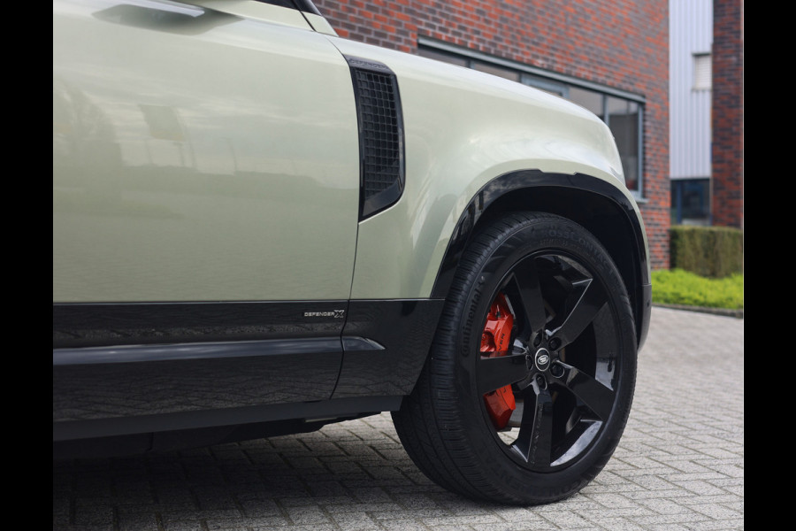 Land Rover Defender P400e X | Pano - Trekhaak - Meridian