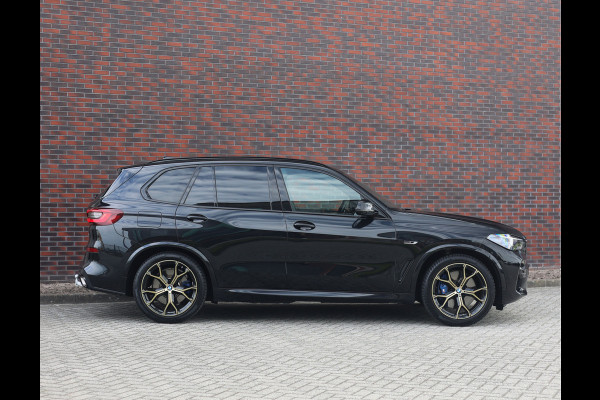 BMW X5 45e xDrive | SkyLounge - Trekhaak - B&W