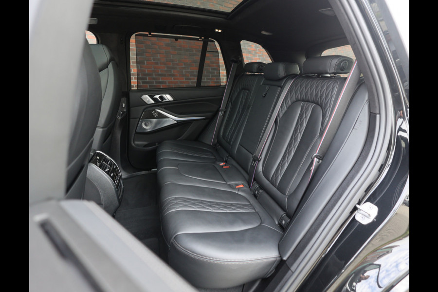 BMW X5 45e xDrive | SkyLounge - Trekhaak - B&W