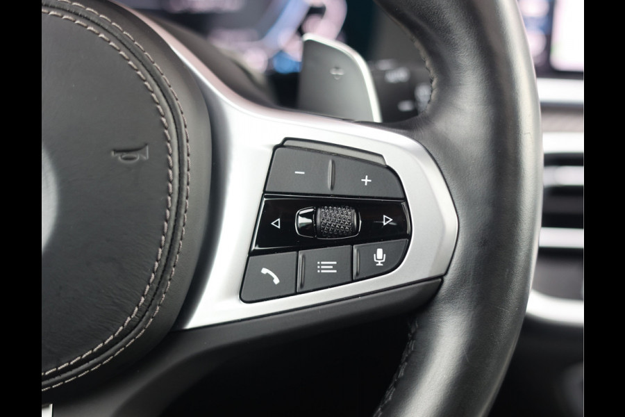 BMW X5 45e xDrive | SkyLounge - Trekhaak - B&W