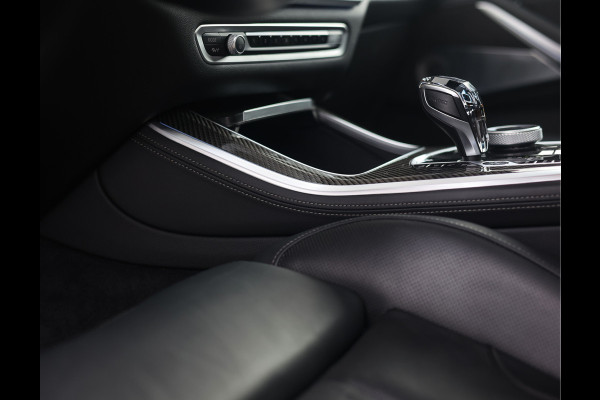 BMW X5 45e xDrive | SkyLounge - Trekhaak - B&W