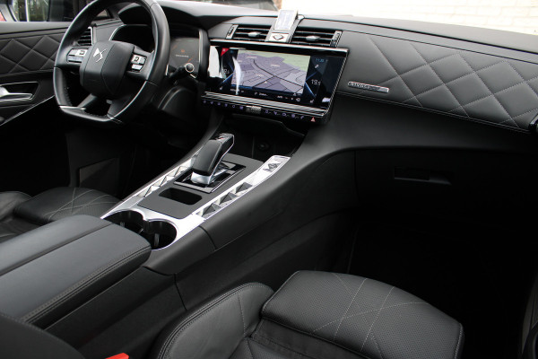 DS 7 Crossback E-Tense 4x4 300PK Rivoli | Full Options | Massage | Panoramadak | Trekhaak | Leder | Nachtzicht