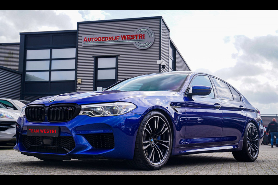 BMW 5 Serie M5 | Sport uitlaat | Head up Display | Driving Assistant Plus | Carbon Dak | Harman/Kardon | Stoelverkoeling | 360 Cam