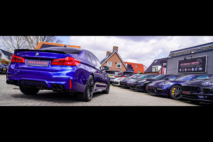 BMW 5 Serie M5 | Sport uitlaat | Head up Display | Driving Assistant Plus | Carbon Dak | Harman/Kardon | Stoelverkoeling | 360 Cam
