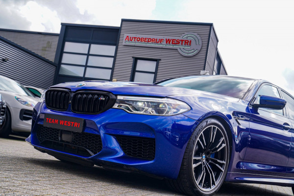BMW 5 Serie M5 | Sport uitlaat | Head up Display | Driving Assistant Plus | Carbon Dak | Harman/Kardon | Stoelverkoeling | 360 Cam