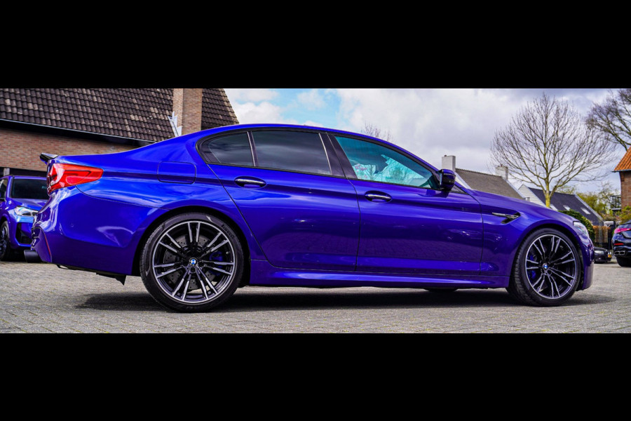 BMW 5 Serie M5 | Sport uitlaat | Head up Display | Driving Assistant Plus | Carbon Dak | Harman/Kardon | Stoelverkoeling | 360 Cam